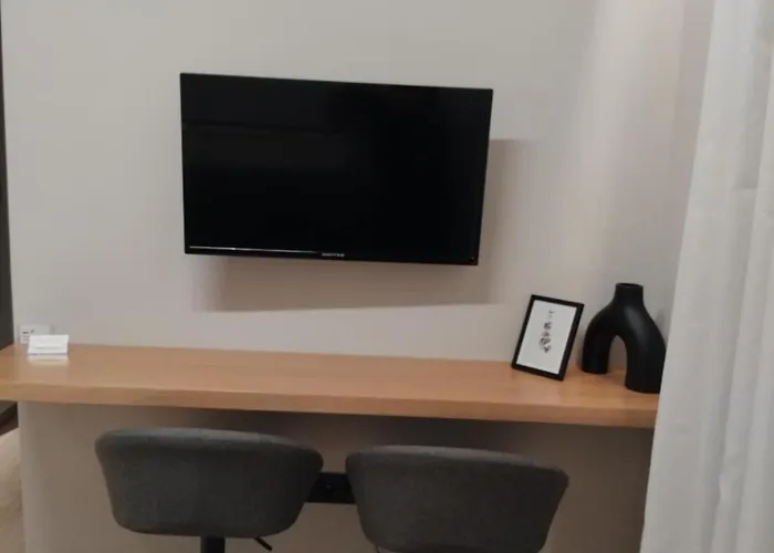 Simple, Calm And Luxurious