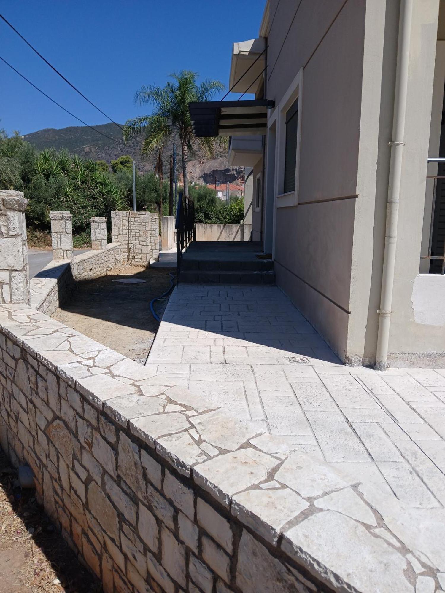 Simple, Calm And Luxurious * Kalamata