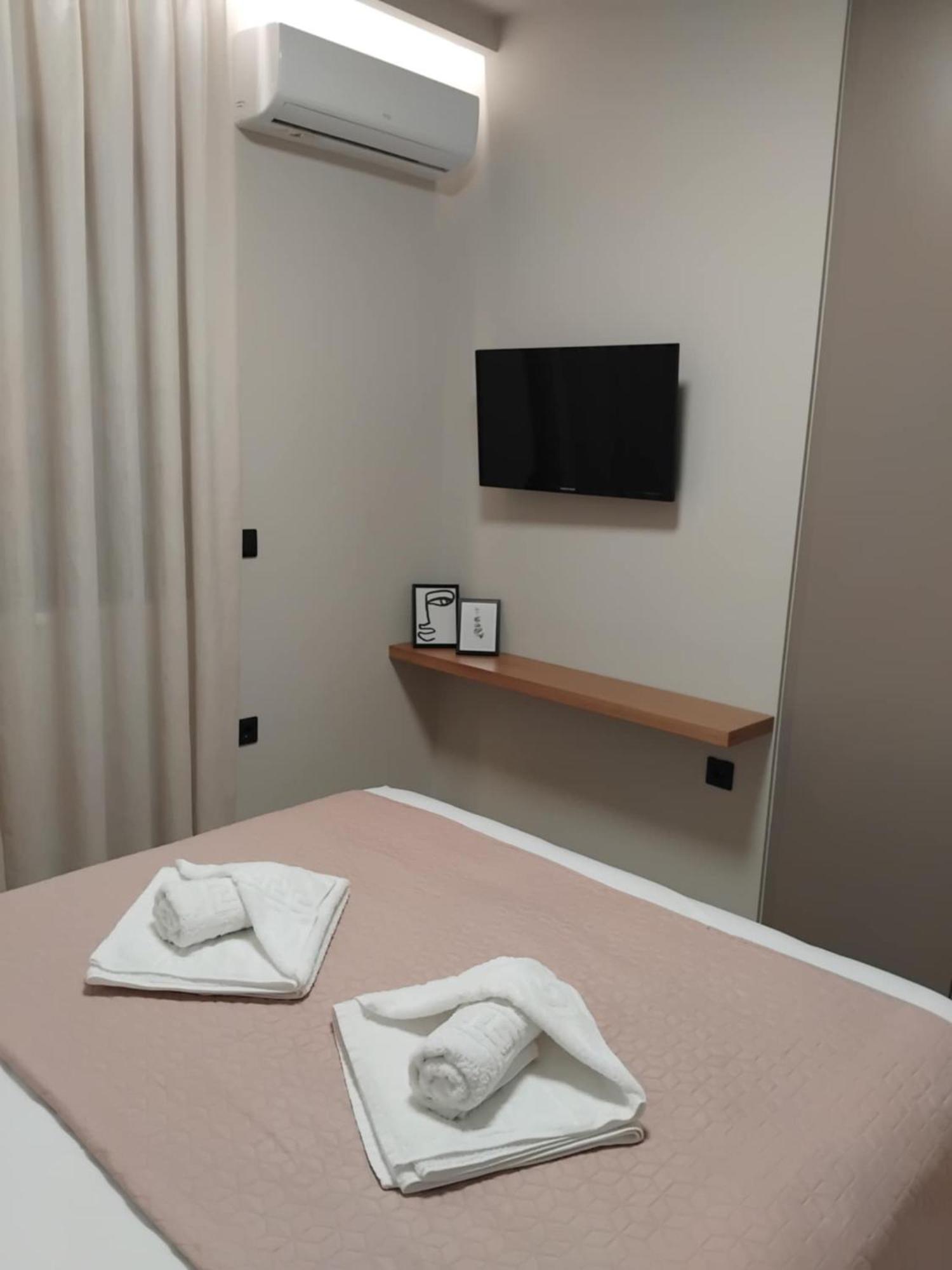 Apartment Simple, Calm And Luxurious
