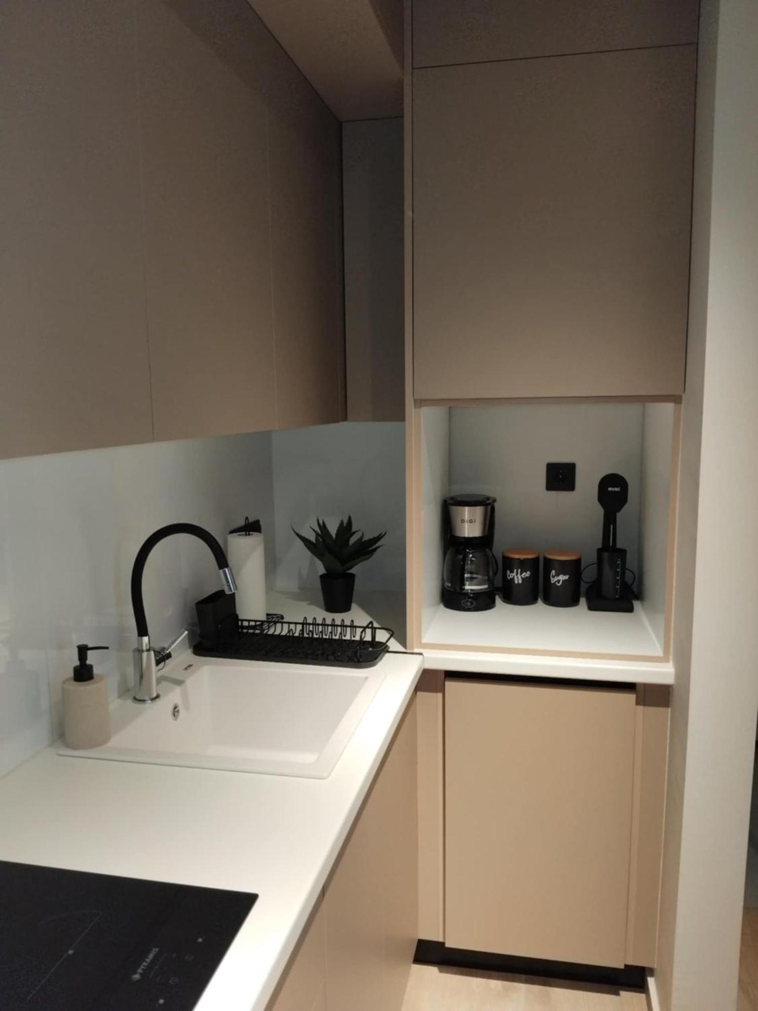 Simple, Calm And Luxurious *