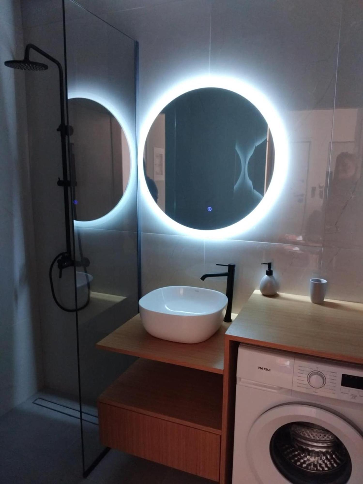 Simple, Calm And Luxurious Kalamata